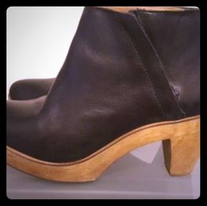 KELSI DAGGER BROOKLYN WOOD PLATFORM BOOTIES